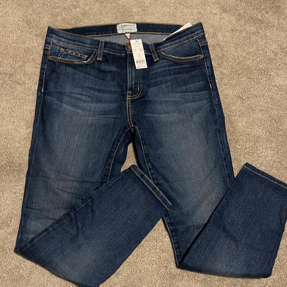 Womens Jean- CURRENT/ELLIOT size 32. Never worn, new with tags